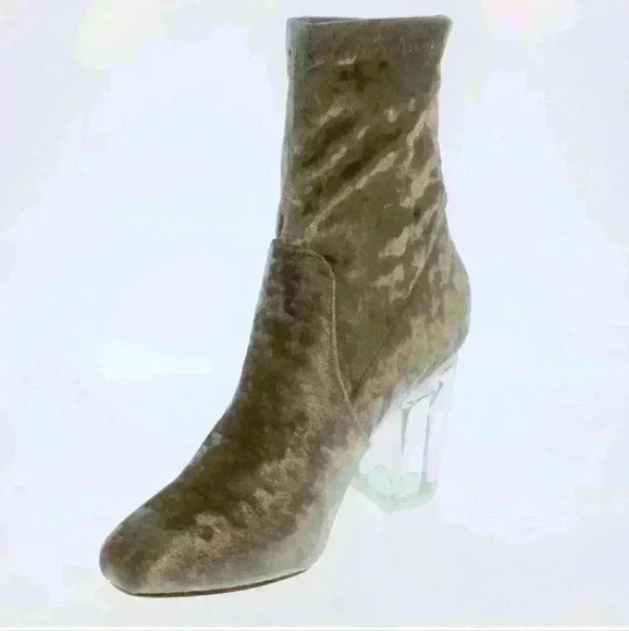 NIB Cape Robbin by Nasty Gal Fay-11 Women's Gray Crushed Velvet Zip Boot $88 - Picture 3 of 9